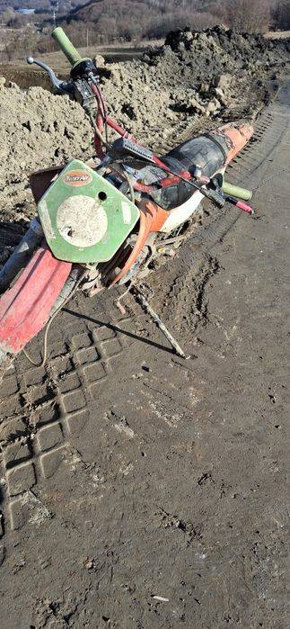 Vand cros 140cc  stare foarte buna