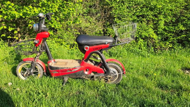Vând scuter electric