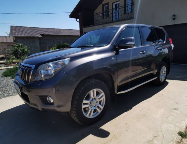 Vând Toyota Land Cruiser Anniversary