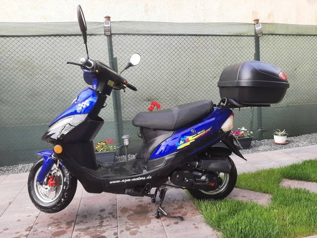 Vind scuter  în 4  T AGM GMX 450  50cm GY 6