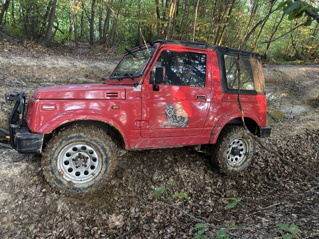 Suzuki Samurai carburator