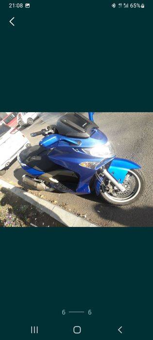 Ma vinde sau ma schimba!! Sunt Maxi scuter de 500