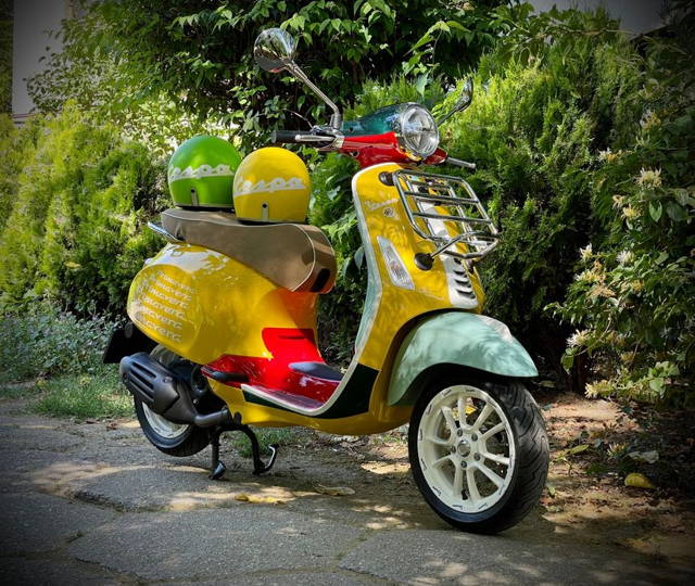 Scuter Vespa Sean Wotherspoon Nou  Vespa Primavera Vespa Sprint  946