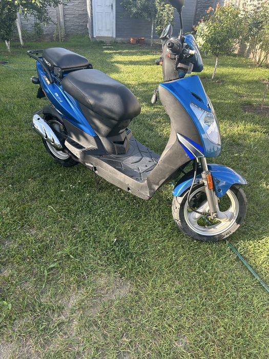 Vand Scuter Kymco stare foarte buna