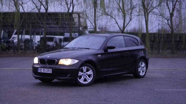 Bmw seria 1 118i 143cp