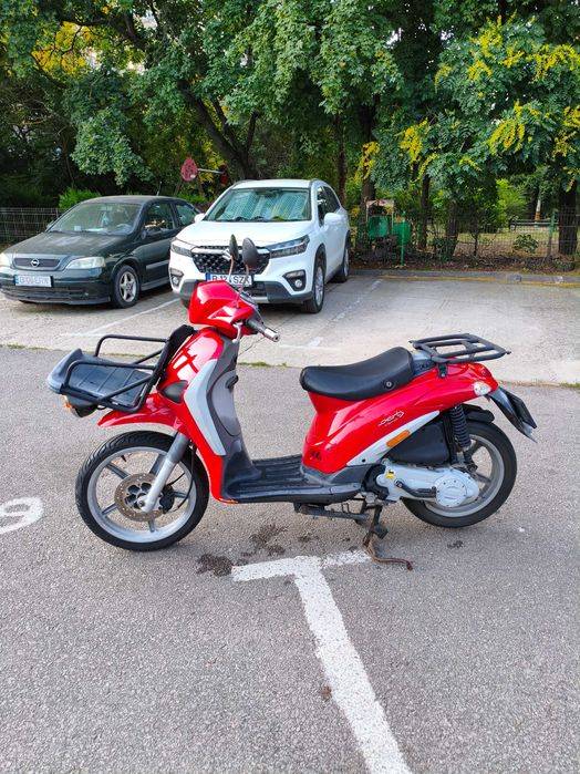 Vând scuter Piaggio liberty 50cc/2016