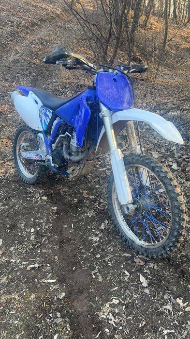 Vamd yamaha yz400 sau schimb cu 2t pus difernta din partea mea