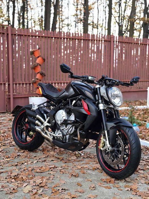 MV AGUSTA BRUTALE 800RR DRAGSTER 2014 schimb cu auto