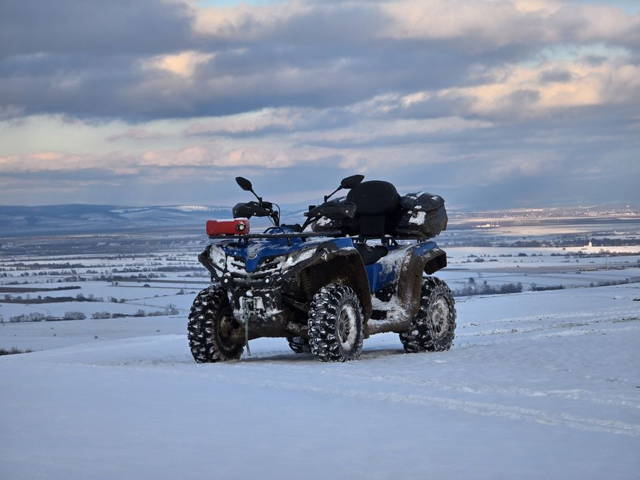 CFMoto CForce 450L EURO5 2022 scut/cutie/accesorii