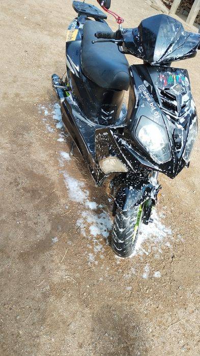 Vând scuter de 125cc