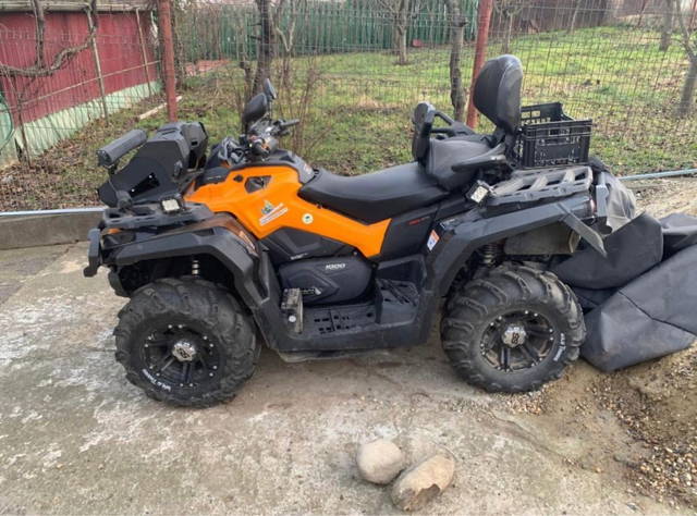 Se vinde Can Am Outlender Max XTP 1000R