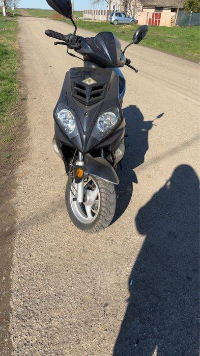 Vand scuter 125 cu acte