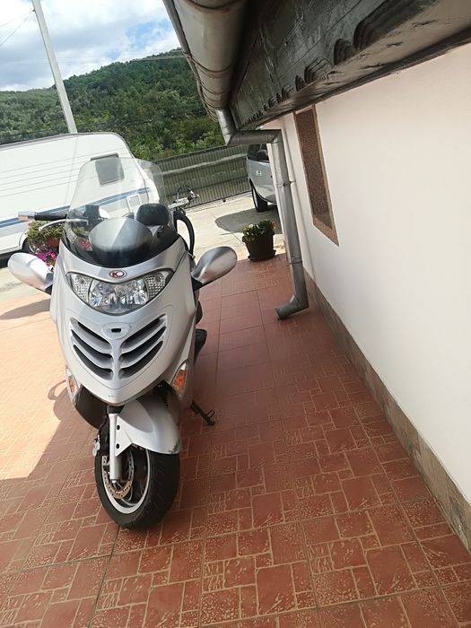 Motoscuter, Grand Ding