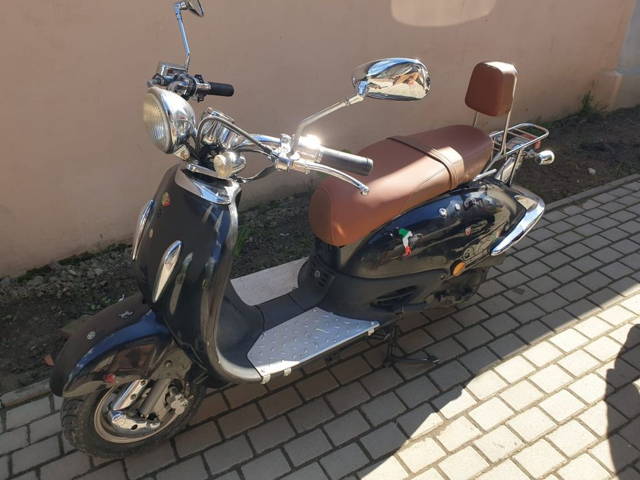 Scuter Retro  50 cc 4T