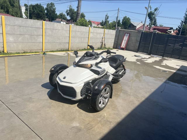 Can am spyder f3 2015