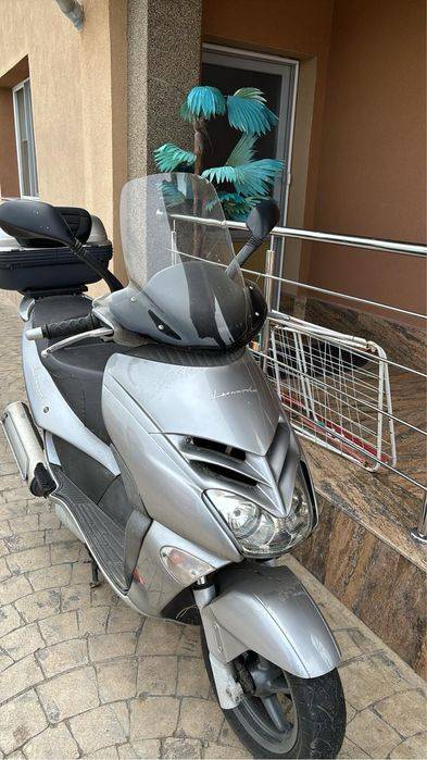 Aprilia Leonardo 250