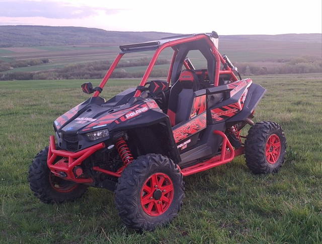 Polaris RZR RS1 1000cc numar negru ( ATV, buggy QUAD)