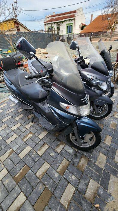 Suzuki Burgman 400