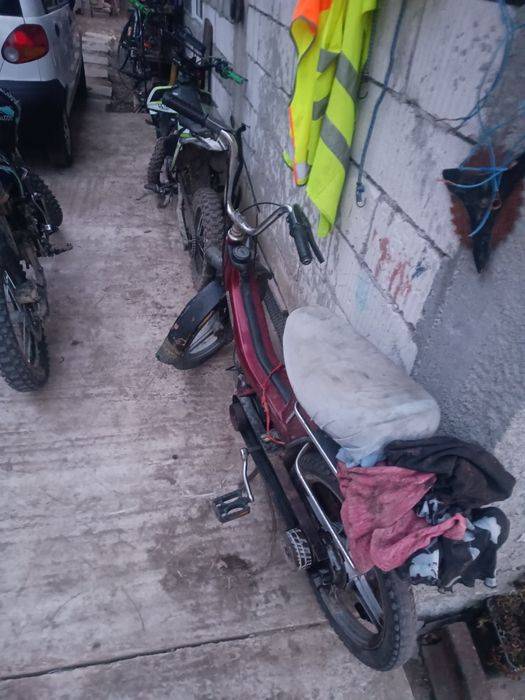 Vând Piaggio si electronic