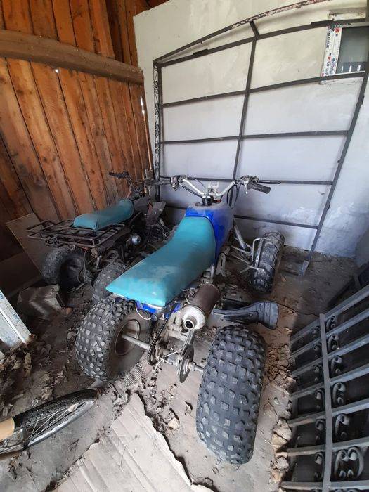 Vând atv 300 si 125