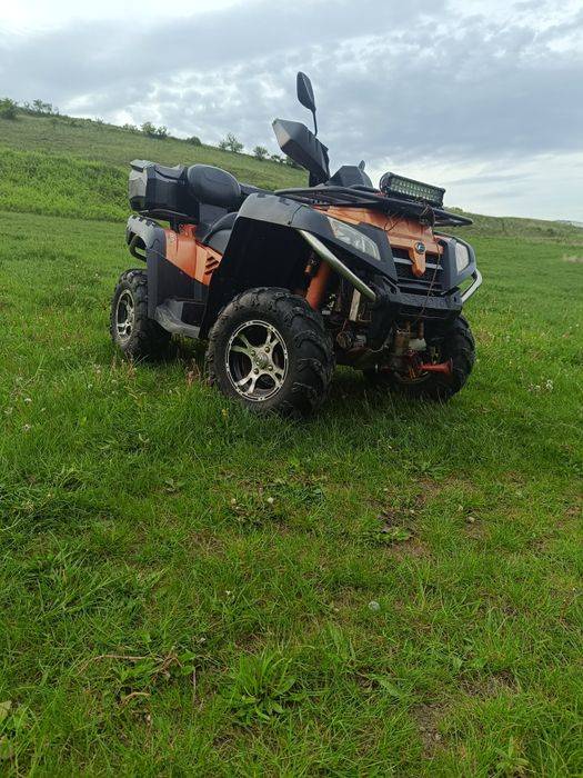 Vand Cf moto 800