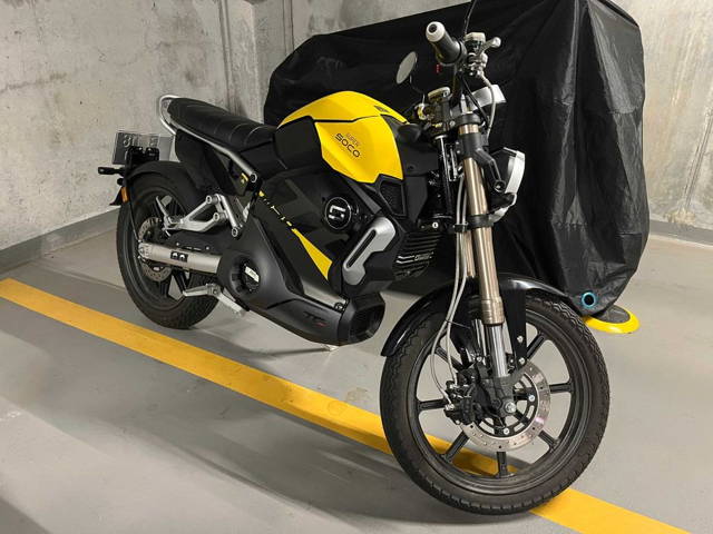 Motocicletă electrică Super Soco TC Max – 800 km, ca nouă, în garanție