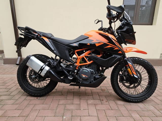 Ktm 390 Adventure  890km, nou