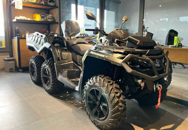 Lichidare stoc Can-am OUTLANDER MAX 6X6 XU+ 1000 T 2024