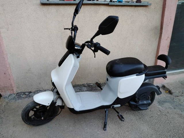 Scuter electric nou