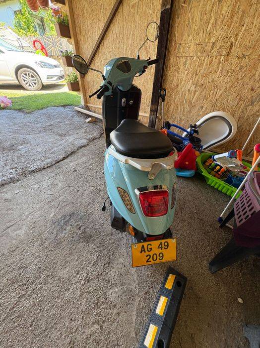 Scuter 50 cc, 4 timpi nou, cu acte