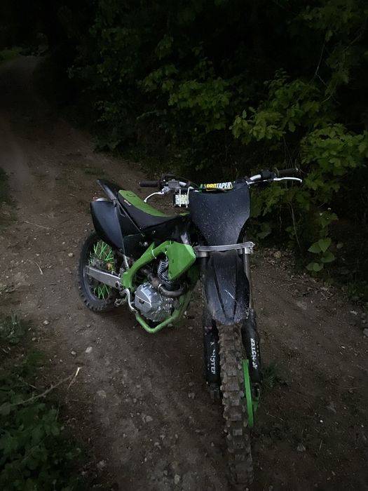 Cross kawasaki kxf 250 motor schimbat