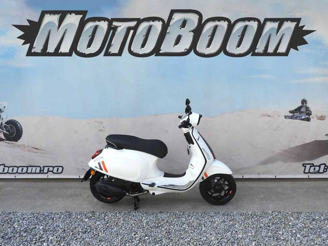 Lichidare Scuter Vespa Sprint S 125 2024 | Rate | Leasing