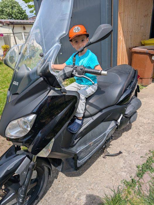 Yamaha xmax 250 an 2011