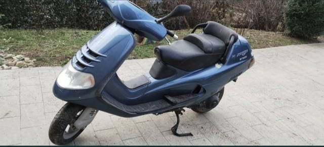 Scuter Piaggio Hexagon