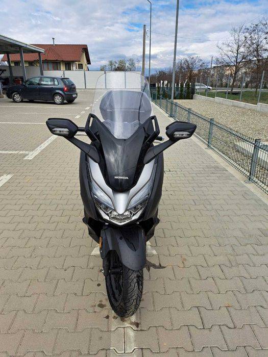 Vand Scuter Honda Forzza 300 cc
