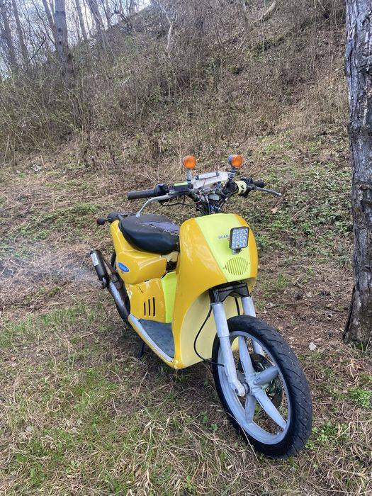 Vand scuter aprilia scarabeo 49cc