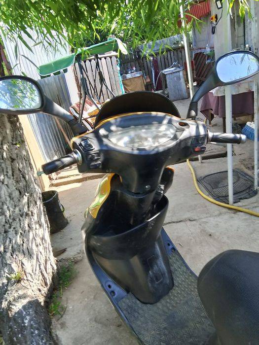 Vând scuter 50 cc