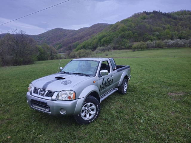 Nissan Navara/2005/ Reductor/Climă