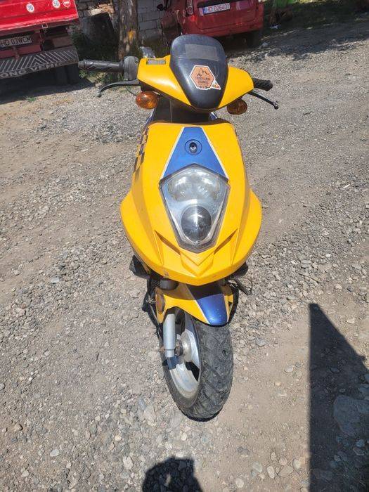 Vând scuter rieju de 49cc