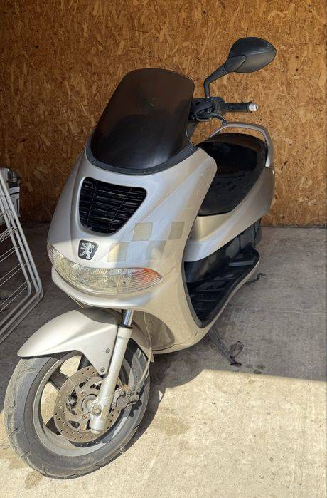 Scuter peugeot elyseo