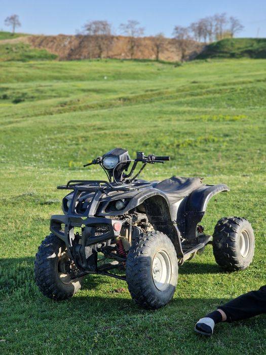 Vând/Schimb cu cross atv Big Hummer xxl 250cc