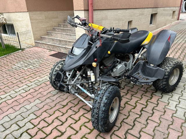 ATV Quad CAN AM 650 DS