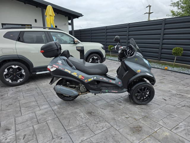 Vand/schimb piaggio mp3 din 2010
