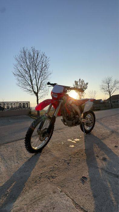 Honda crf 450 enduro cu acte (nu ktm,yamaha,kawasaki)