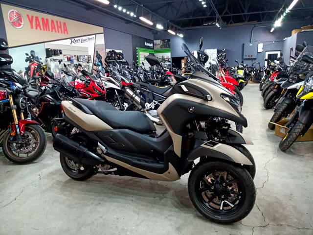 Yamaha Tricity 300 - se conduce cu B - stoc Yamaha Constanta