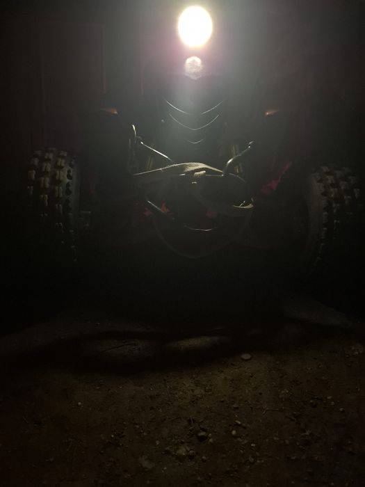 Vând atv 250cc prețul este 3600 lei