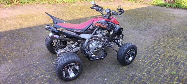 Yamaha raptor 700