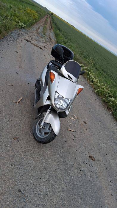 Vând honda pantheon  150 cc