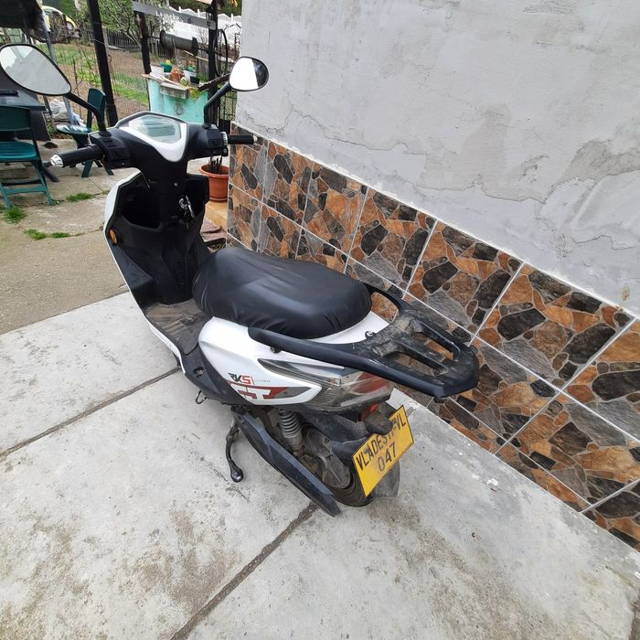 Scuter electric 2800km