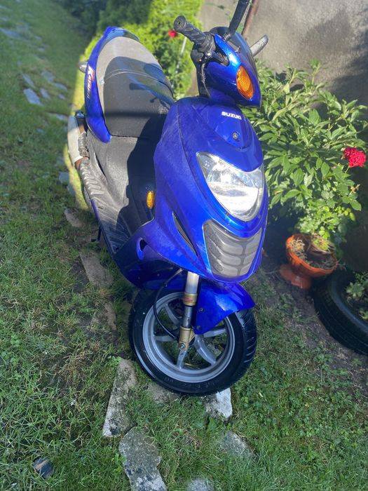 Scuter Suzuki Katana